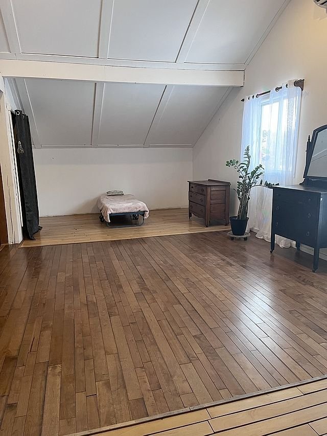 









17


Ch. des Neufs-Milles

,
Notre-Dame-de-la-Paix,




QC
J0V1P0

