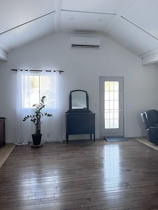 









17


Ch. des Neufs-Milles

,
Notre-Dame-de-la-Paix,




QC
J0V1P0

