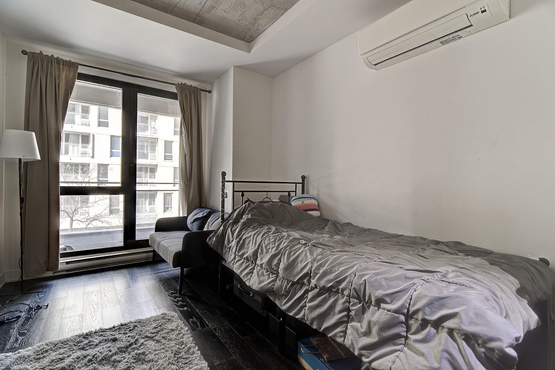 









1265


Rue Lambert-Closse

, 315,
Montréal (Ville-Marie),




QC
H3H1Z4

