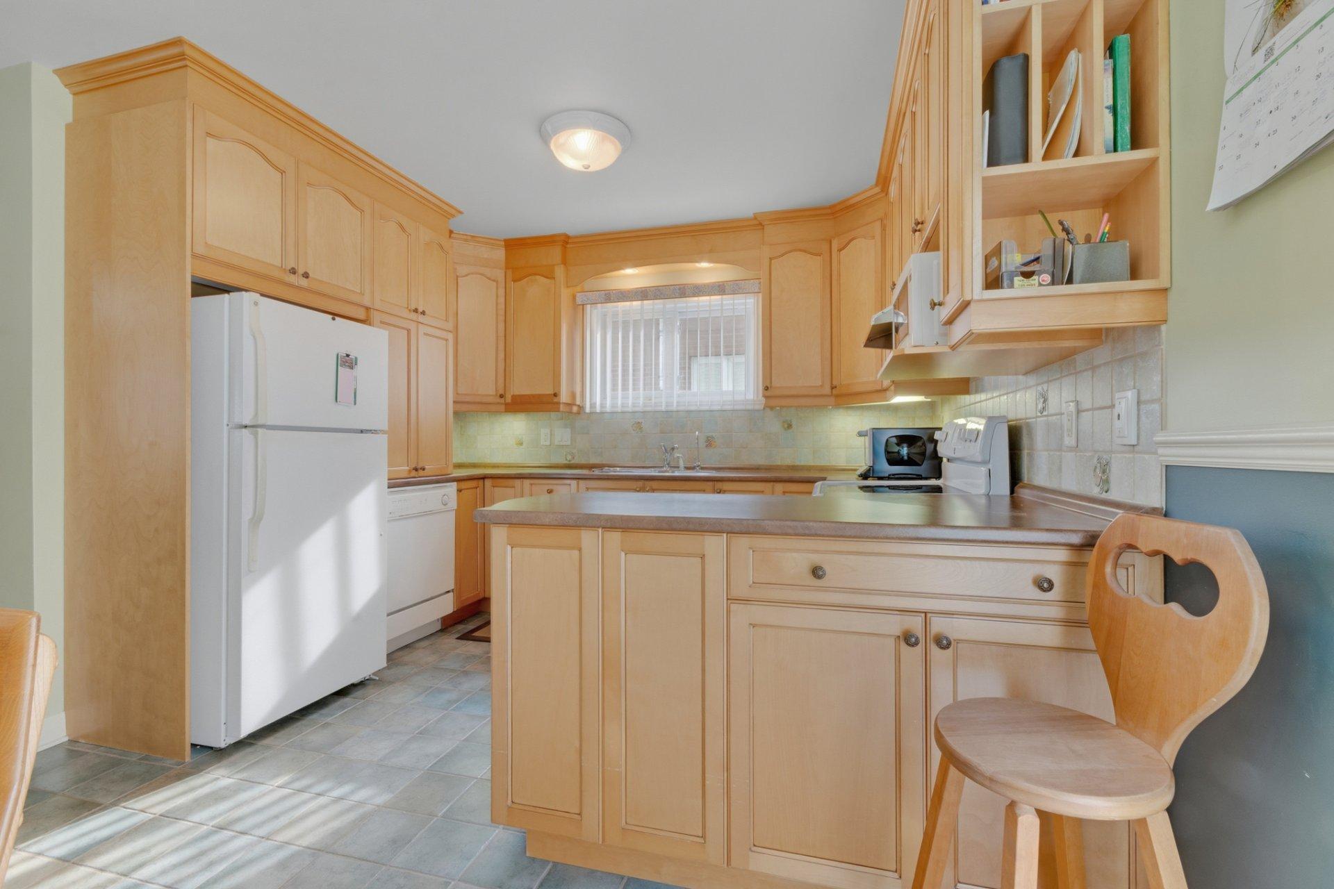 









11450


Rue Filion

,
Montréal (Ahuntsic-Cartierville),




QC
H4J1T1

