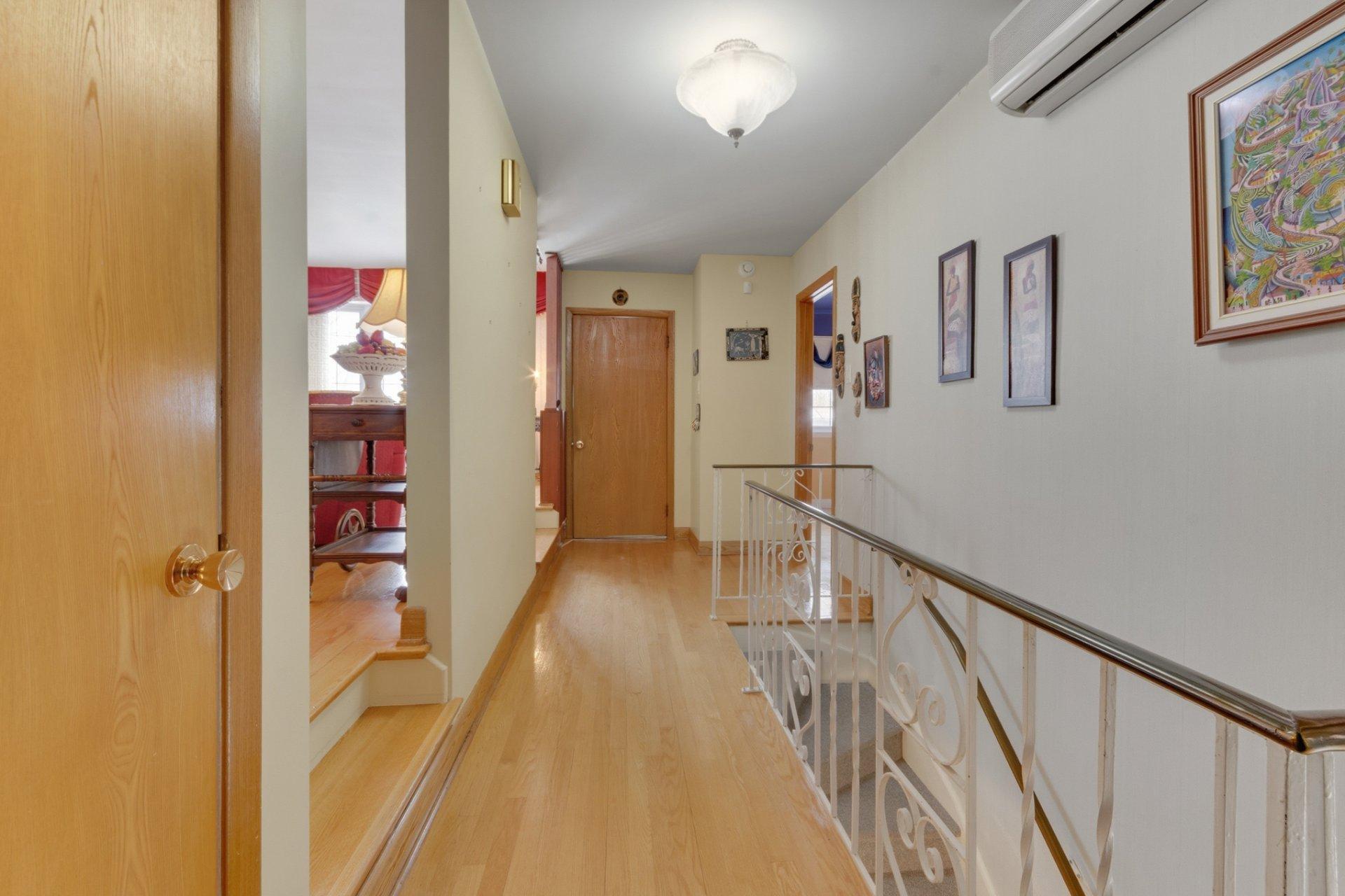 









11450


Rue Filion

,
Montréal (Ahuntsic-Cartierville),




QC
H4J1T1

