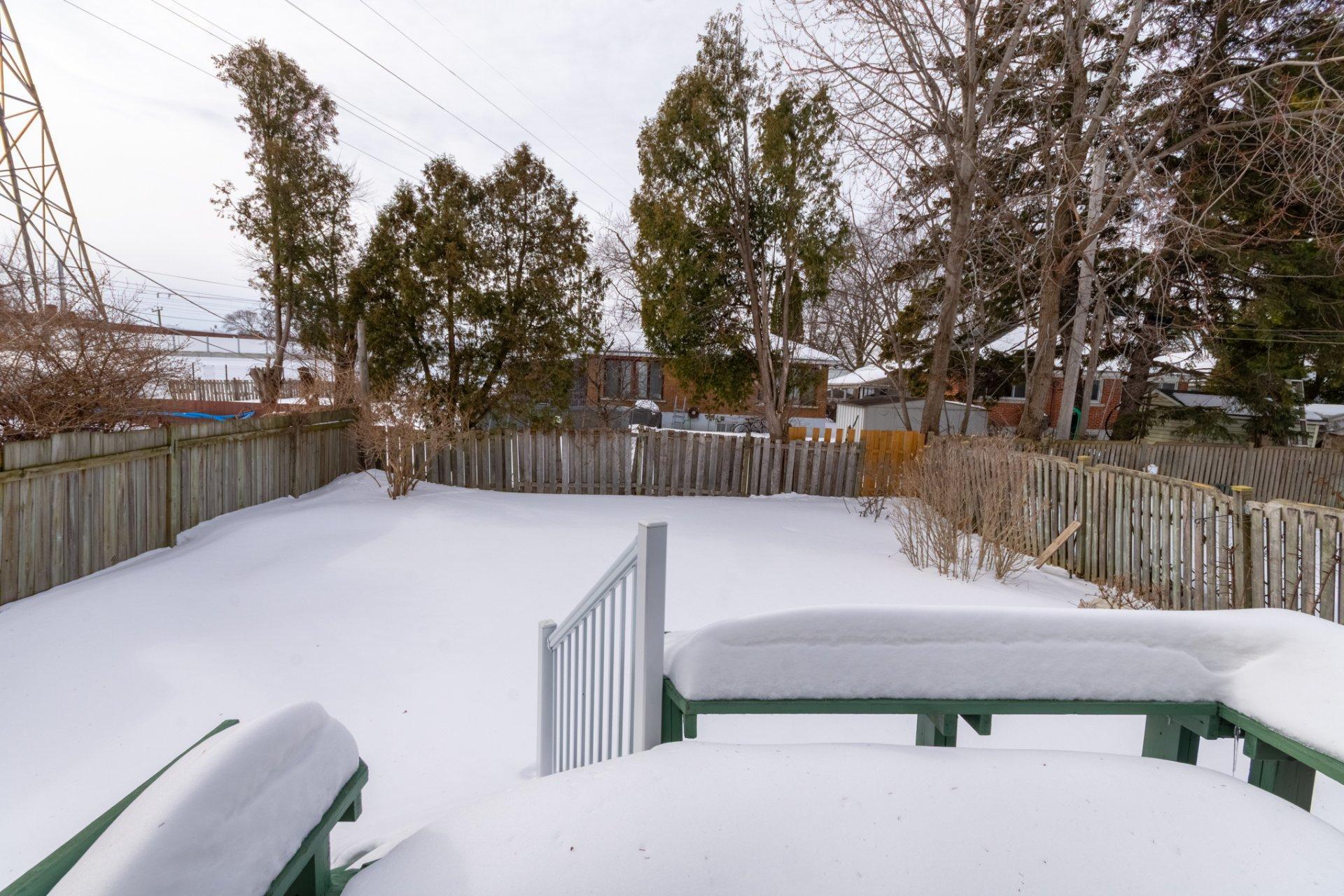 









11450


Rue Filion

,
Montréal (Ahuntsic-Cartierville),




QC
H4J1T1

