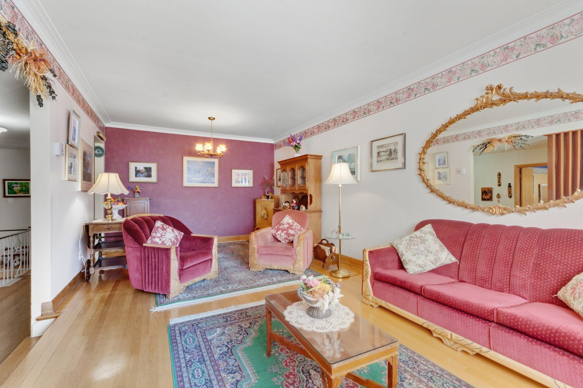 









11450


Rue Filion

,
Montréal (Ahuntsic-Cartierville),




QC
H4J1T1

