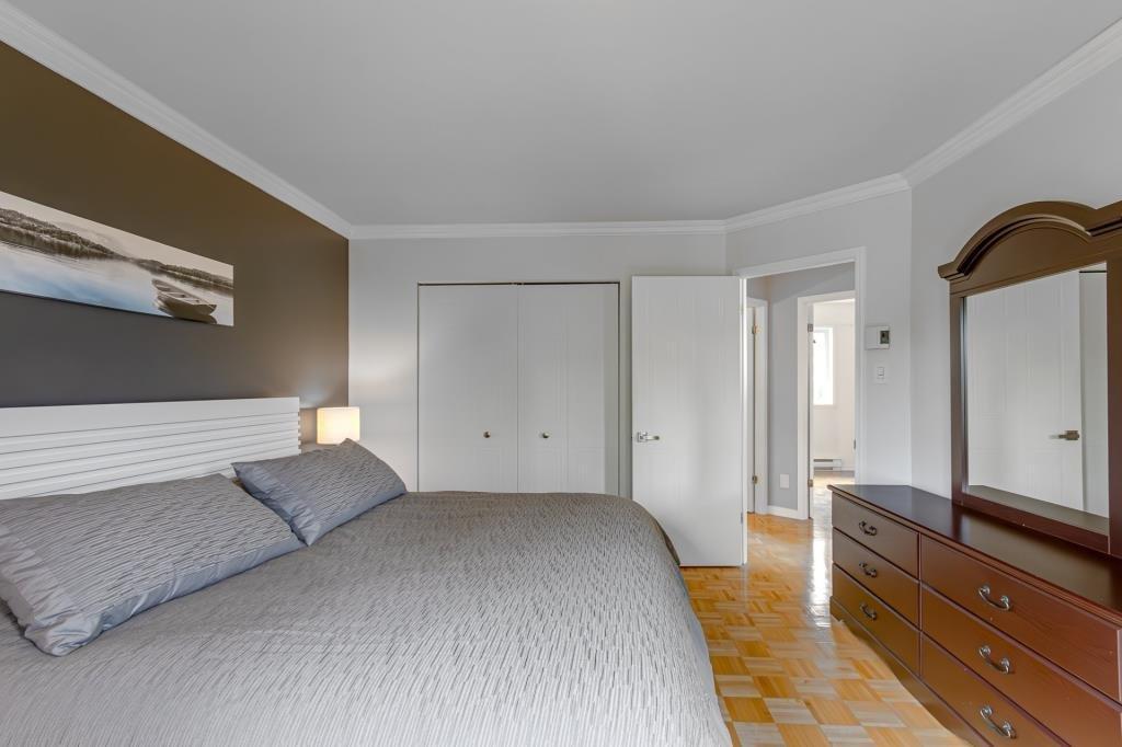 









39


Rue des Saphirs

,
L'Île-Perrot,




QC
J7V9N5

