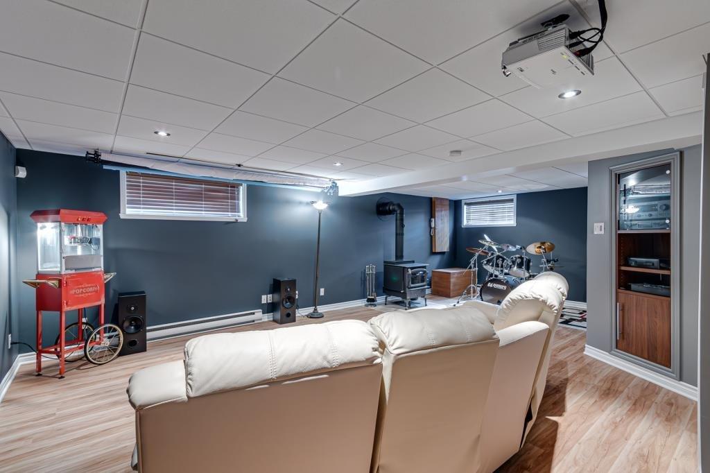 









39


Rue des Saphirs

,
L'Île-Perrot,




QC
J7V9N5

