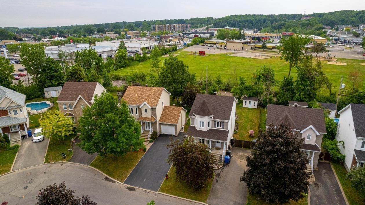 









39


Rue des Saphirs

,
L'Île-Perrot,




QC
J7V9N5

