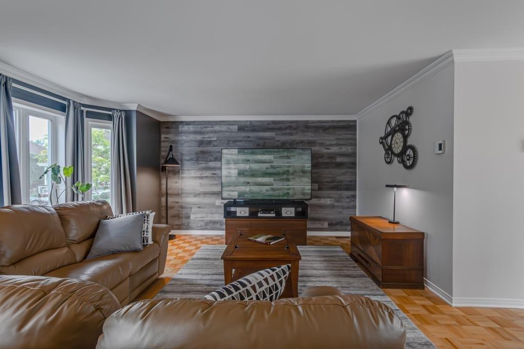 









39


Rue des Saphirs

,
L'Île-Perrot,




QC
J7V9N5

