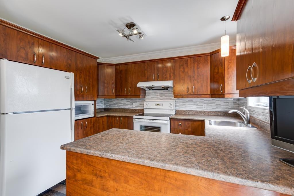 









39


Rue des Saphirs

,
L'Île-Perrot,




QC
J7V9N5

