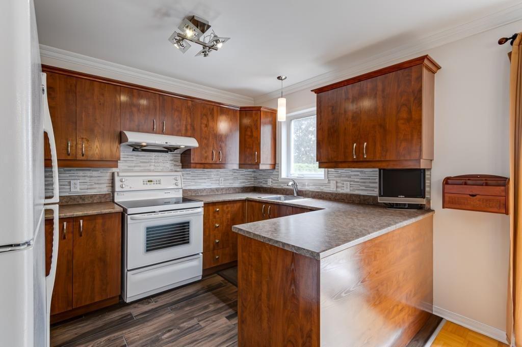 









39


Rue des Saphirs

,
L'Île-Perrot,




QC
J7V9N5

