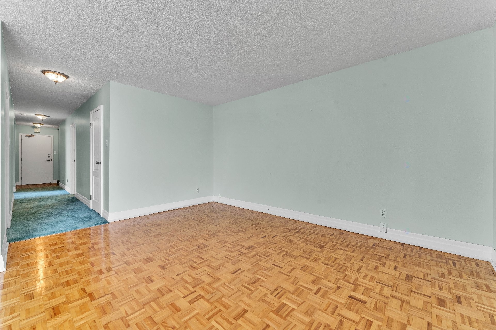 









285


Rue Laurier

, 1408,
Gatineau (Hull),




QC
J8X3W9

