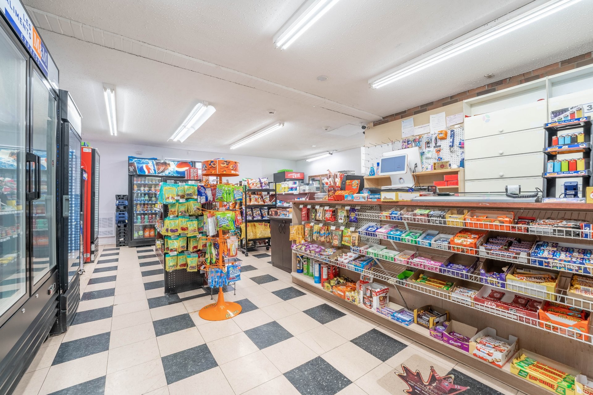 









285


Rue Laurier

, 1408,
Gatineau (Hull),




QC
J8X3W9

