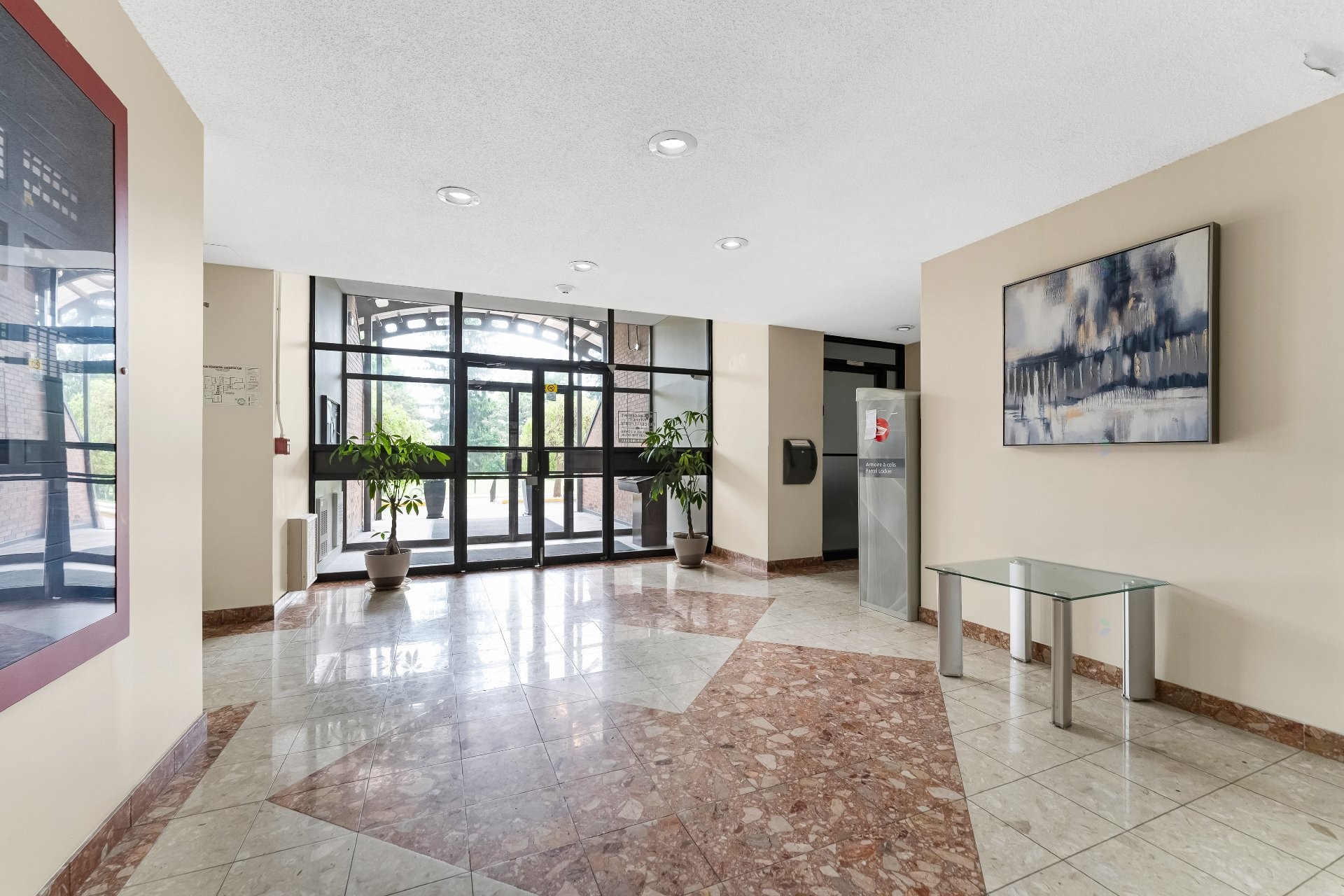 









285


Rue Laurier

, 1408,
Gatineau (Hull),




QC
J8X3W9

