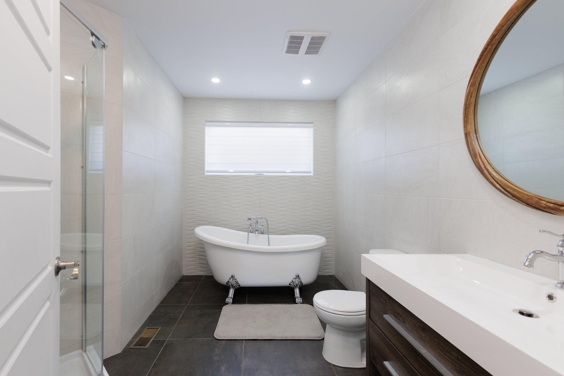 









19


8e Avenue

,
Laval (Auteuil),




QC
H7H2M2

