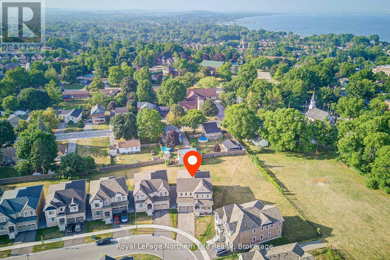 












259 DANNY WHEELER BOULEVARD

,
Georgina (Keswick North),




Ontario
L4P0J9

