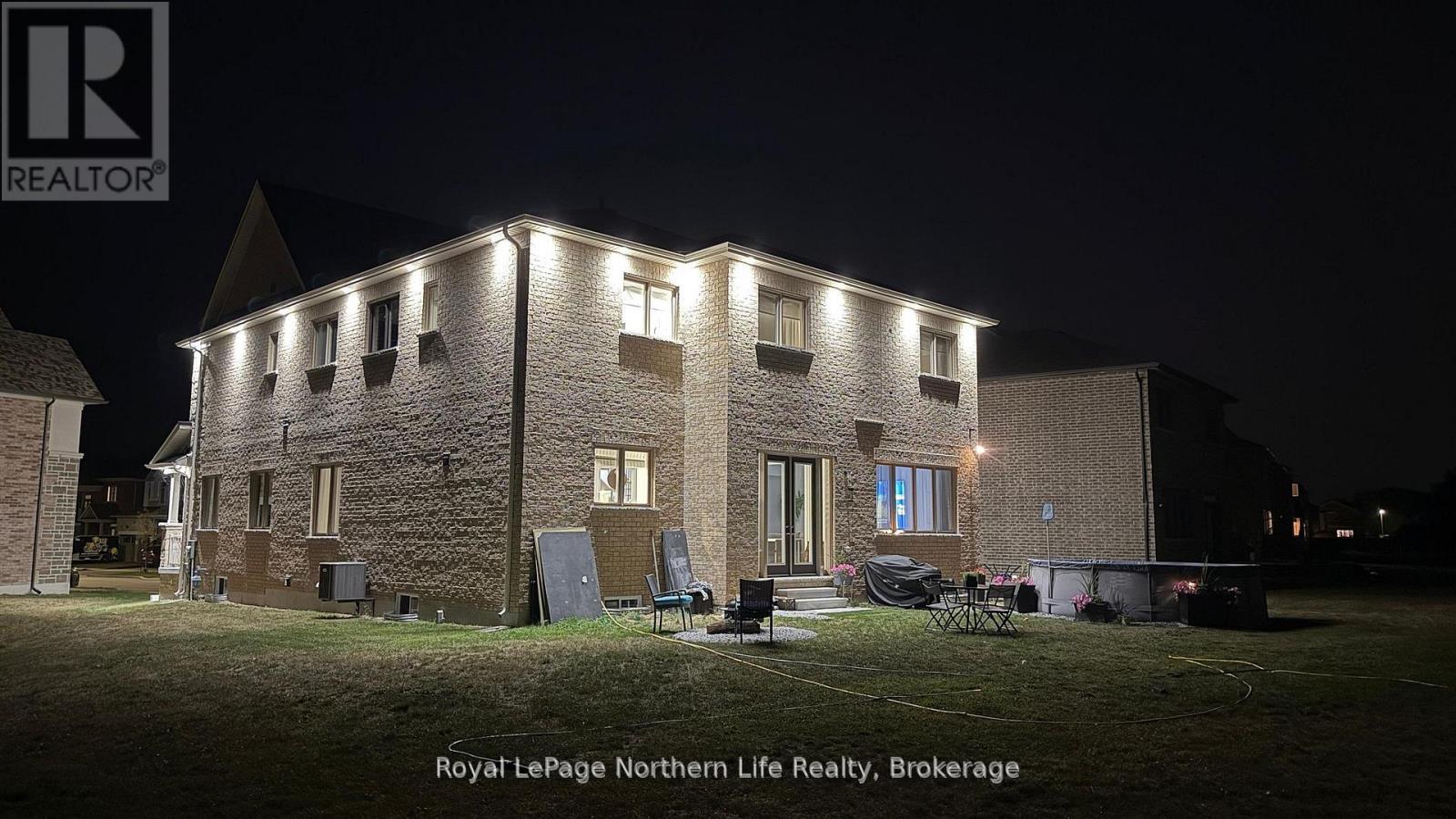 












259 DANNY WHEELER BOULEVARD

,
Georgina (Keswick North),




Ontario
L4P0J9

