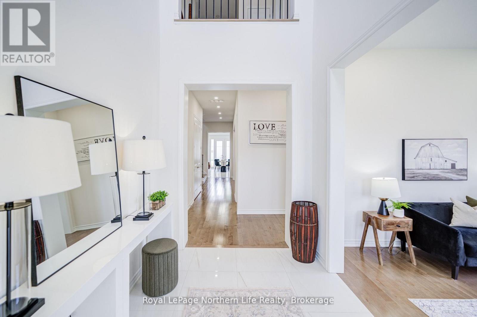 












259 DANNY WHEELER BOULEVARD

,
Georgina (Keswick North),




Ontario
L4P0J9

