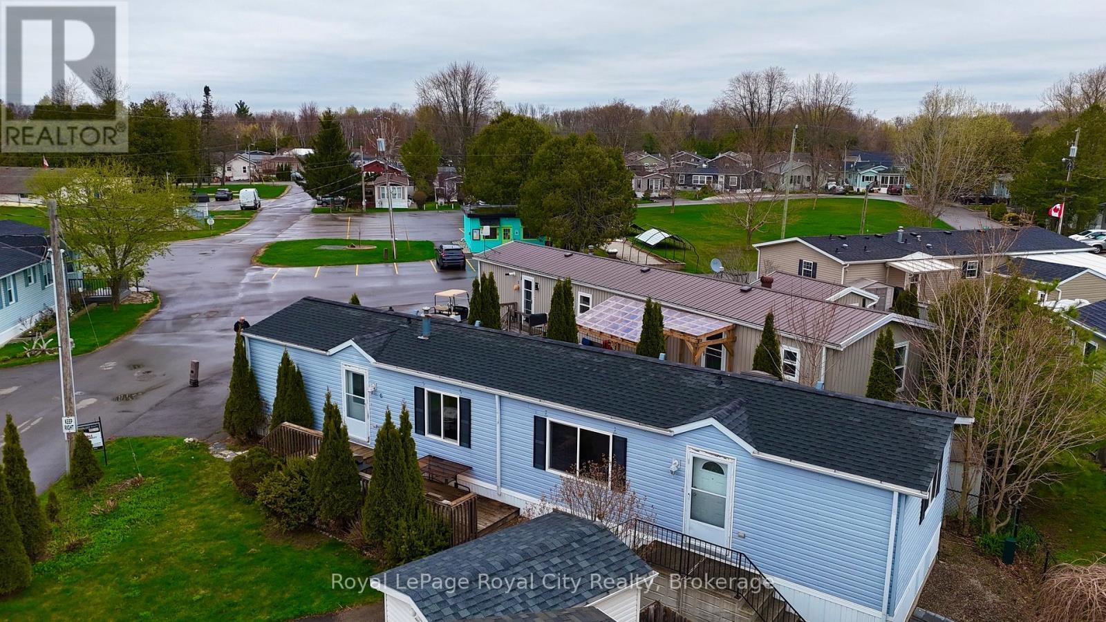 












6 OLYMPIA AVENUE

,
Puslinch,




Ontario
N0B2C0

