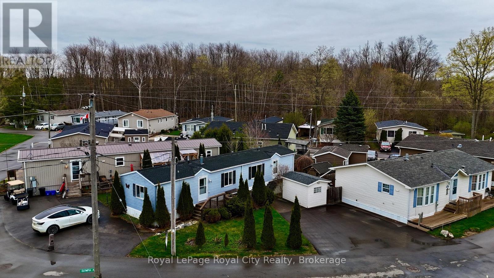 












6 OLYMPIA AVENUE

,
Puslinch,




Ontario
N0B2C0


