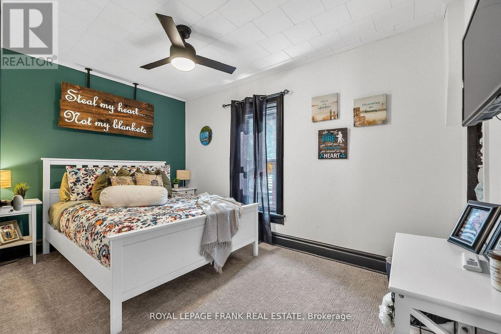 












69 PEEL STREET

,
Kawartha Lakes (Lindsay),




Ontario
K9V3M5

