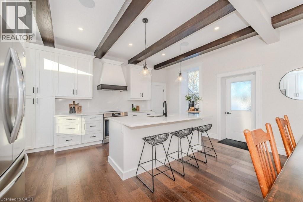 












44 HOPE Street W

,
Tavistock,




Ontario
N0B2R0

