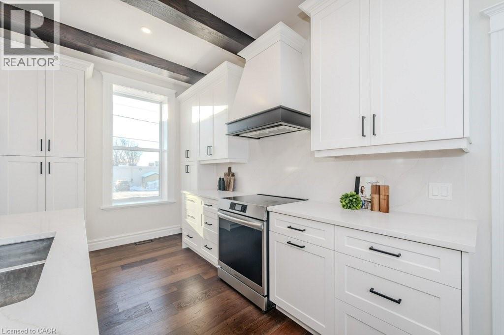 












44 HOPE Street W

,
Tavistock,




Ontario
N0B2R0

