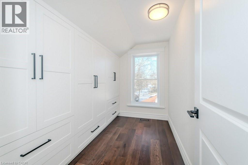 












44 HOPE Street W

,
Tavistock,




Ontario
N0B2R0

