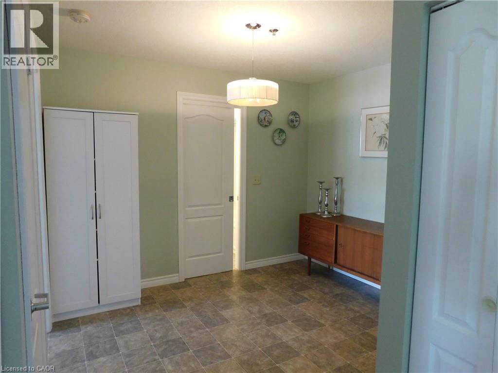 












317 LOCK Street W Unit# 211

,
Dunnville,




Ontario
N1A0A1

