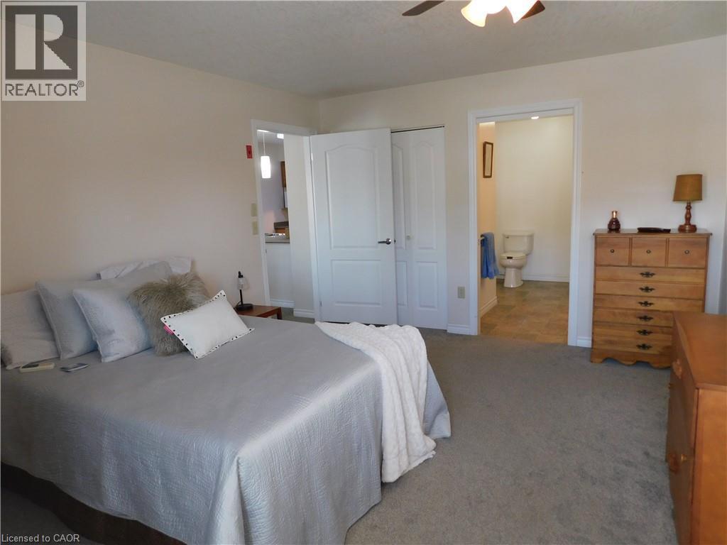 












317 LOCK Street W Unit# 211

,
Dunnville,




Ontario
N1A0A1

