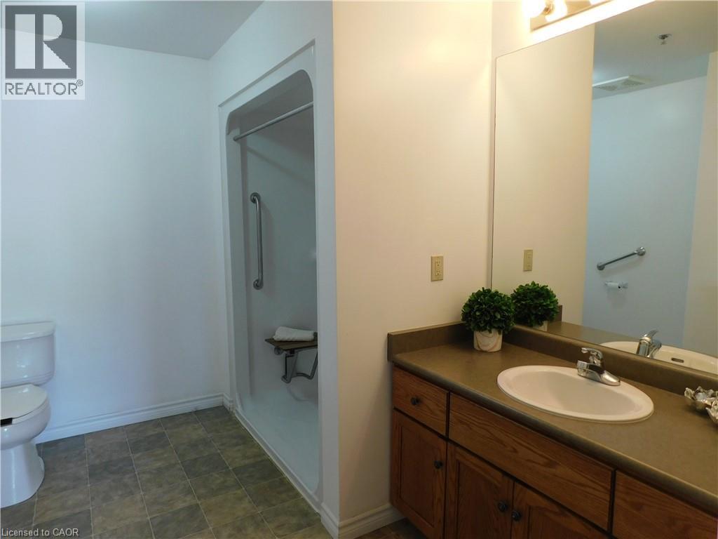 












317 LOCK Street W Unit# 211

,
Dunnville,




Ontario
N1A0A1

