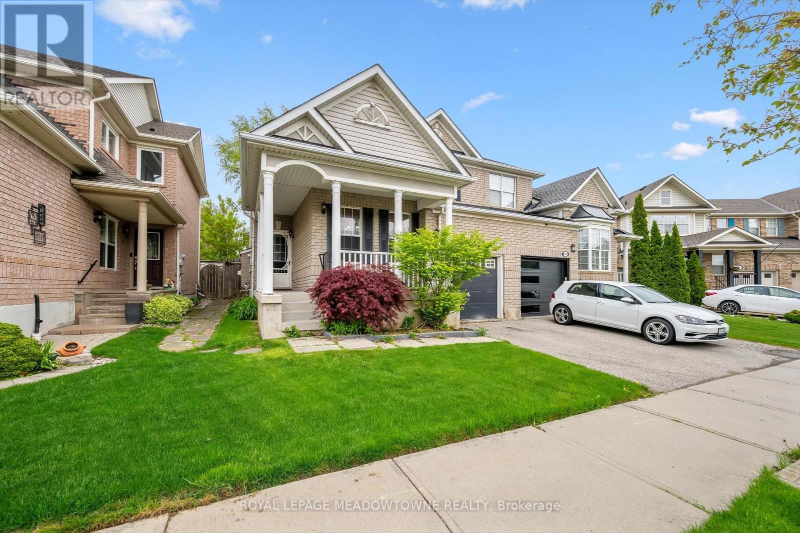 












1617 GOWLING TERRACE

,
Milton,




Ontario
L9T5J6

