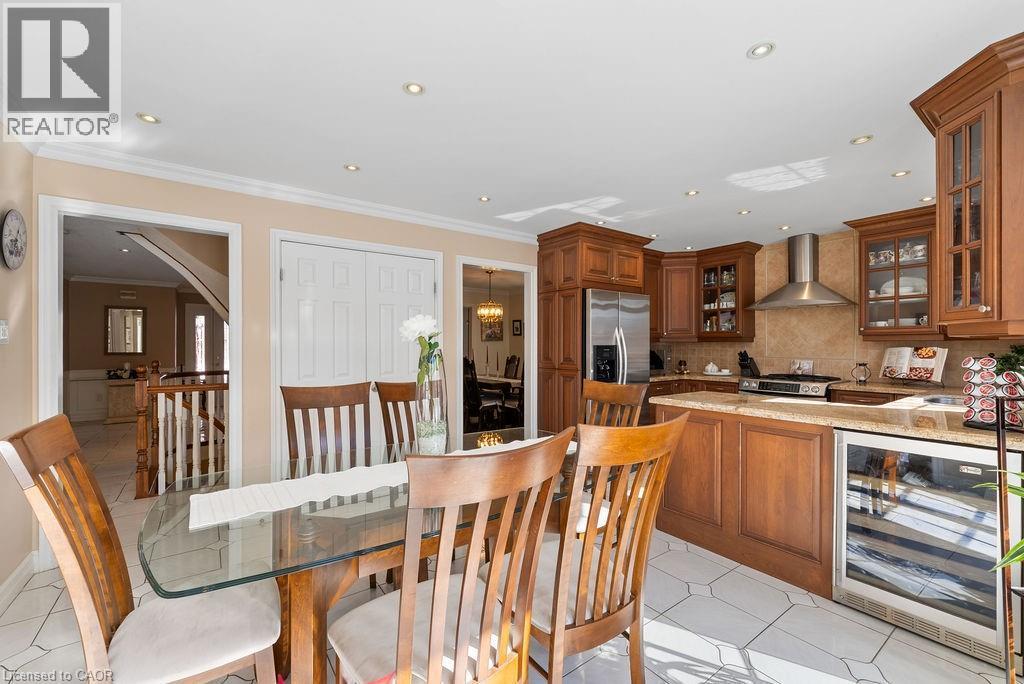 












1150 CREEKSIDE Drive

,
Oakville,




Ontario
L6H4Z4

