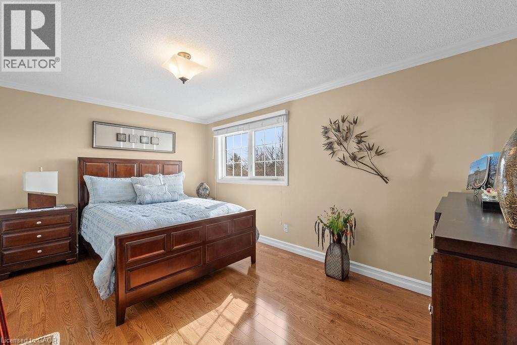 












1150 CREEKSIDE Drive

,
Oakville,




Ontario
L6H4Z4

