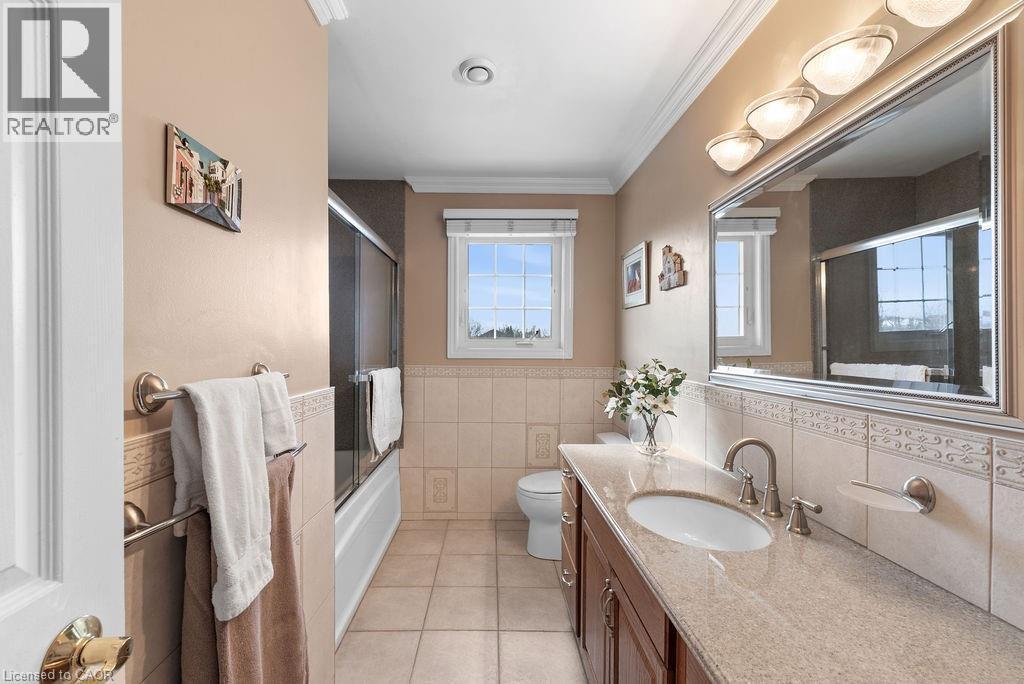 












1150 CREEKSIDE Drive

,
Oakville,




Ontario
L6H4Z4

