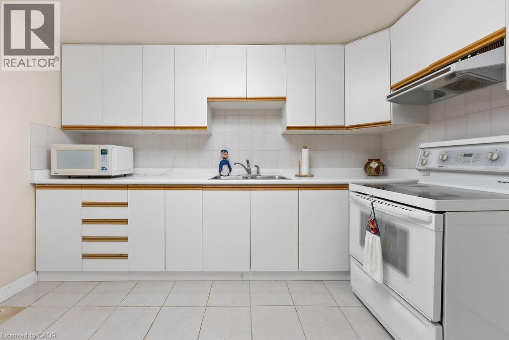 












1150 CREEKSIDE Drive

,
Oakville,




Ontario
L6H4Z4

