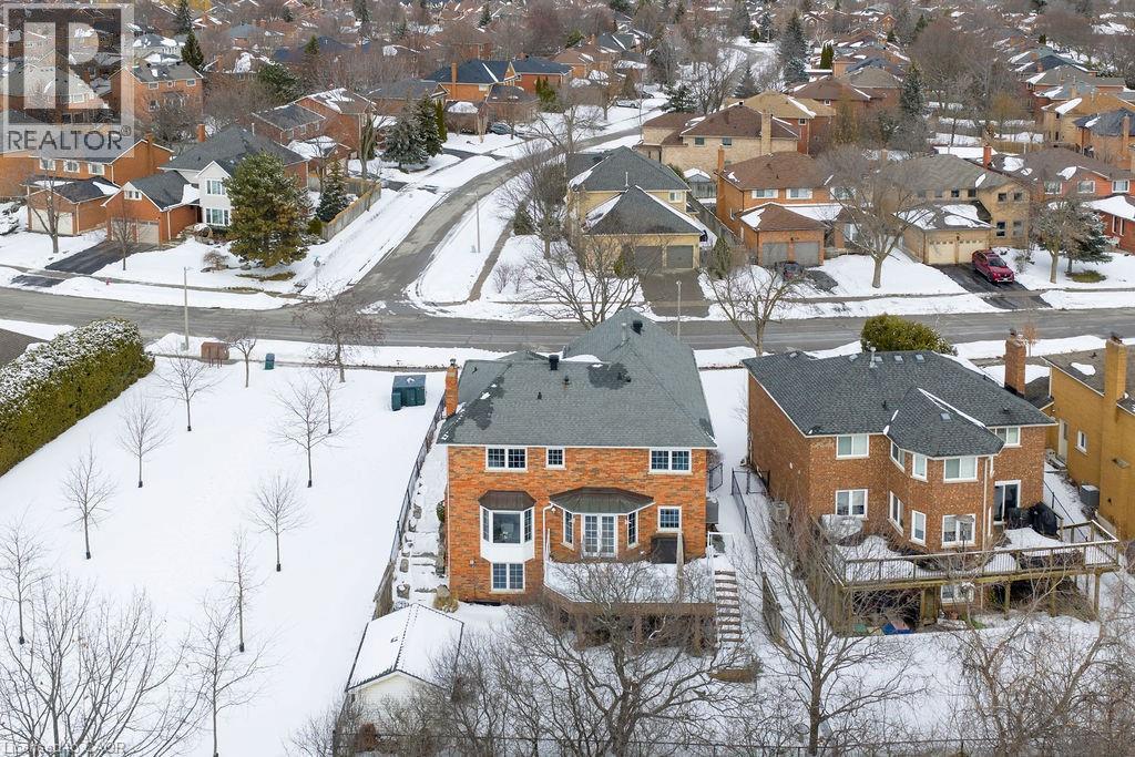 












1150 CREEKSIDE Drive

,
Oakville,




Ontario
L6H4Z4

