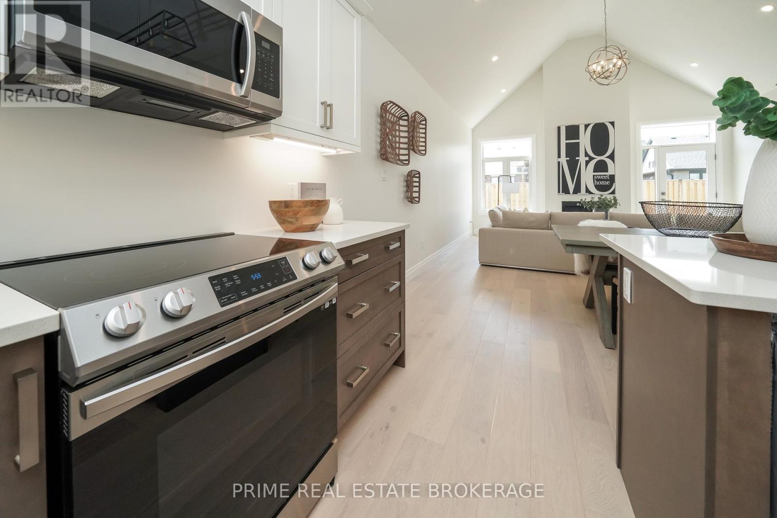 












2 - 62 COMPASS TRAIL

,
Central Elgin,







Ontario
N5L0B4

