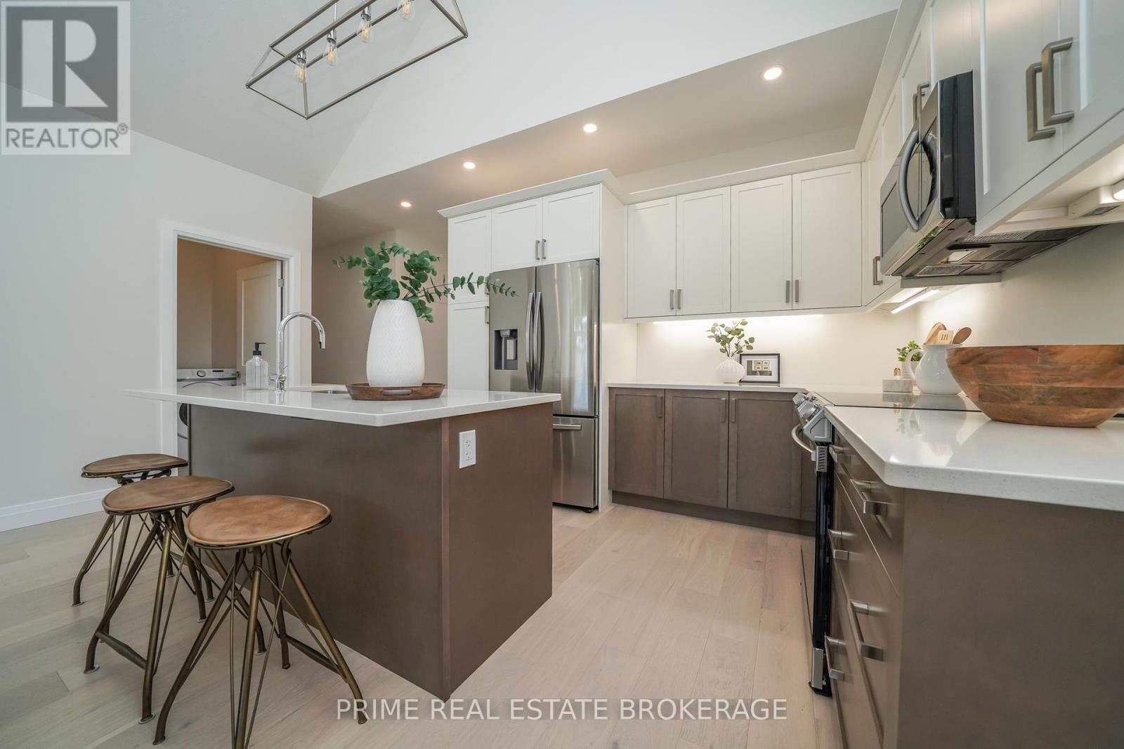 












2 - 62 COMPASS TRAIL

,
Central Elgin,







Ontario
N5L0B4

