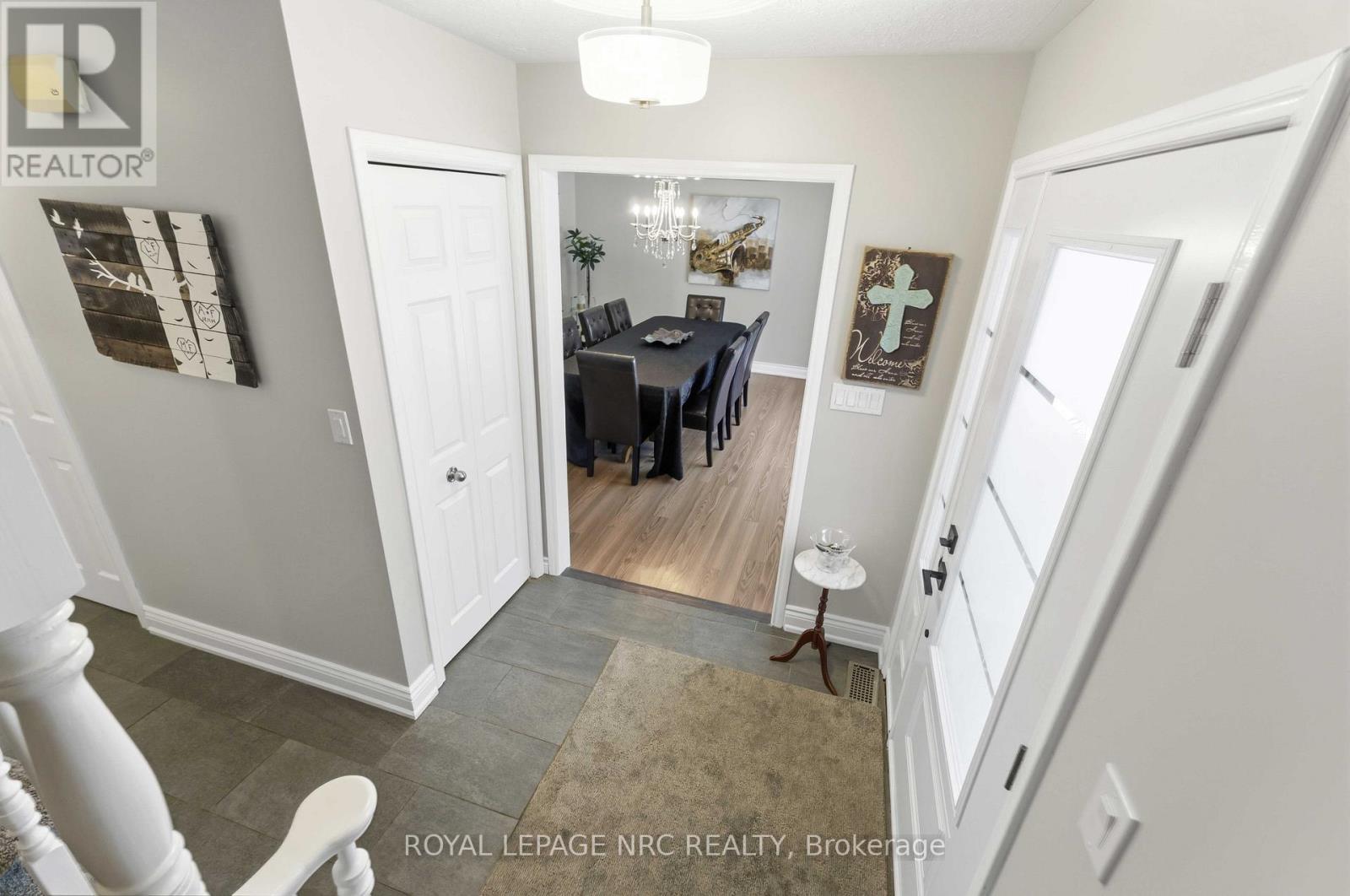 












9 WOODGARDEN COURT

,
St. Catharines (Lakeshore),




Ontario
L2M7C9

