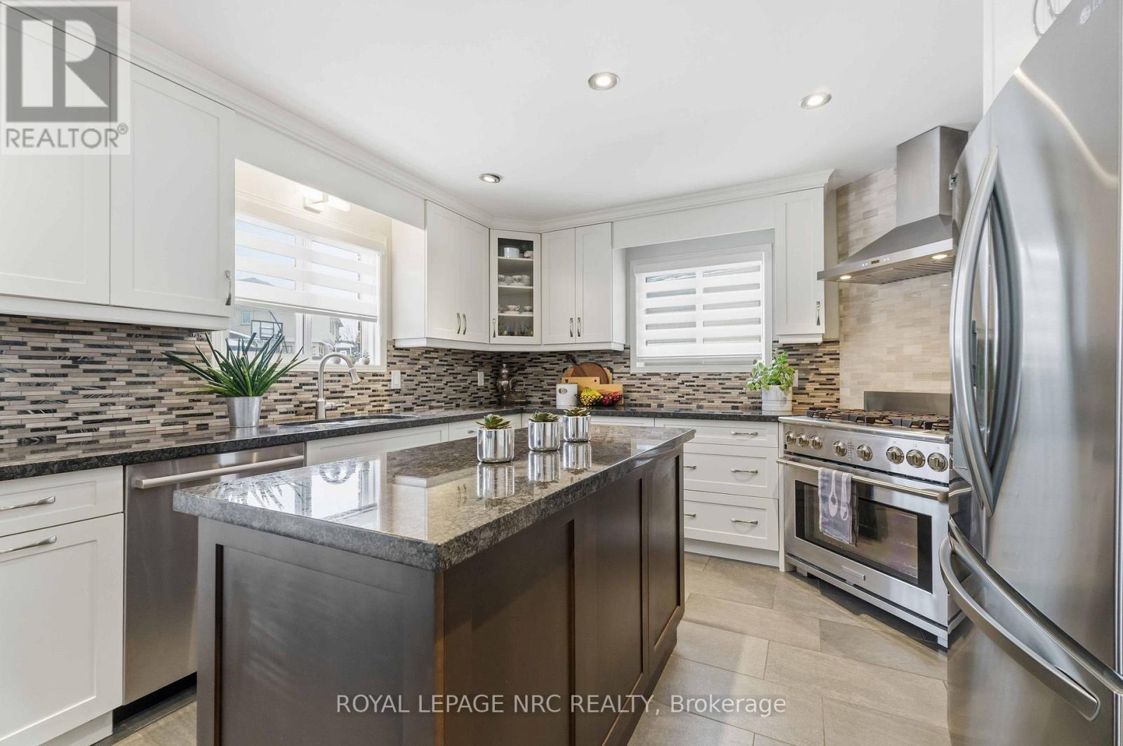 












9 WOODGARDEN COURT

,
St. Catharines (Lakeshore),




Ontario
L2M7C9

