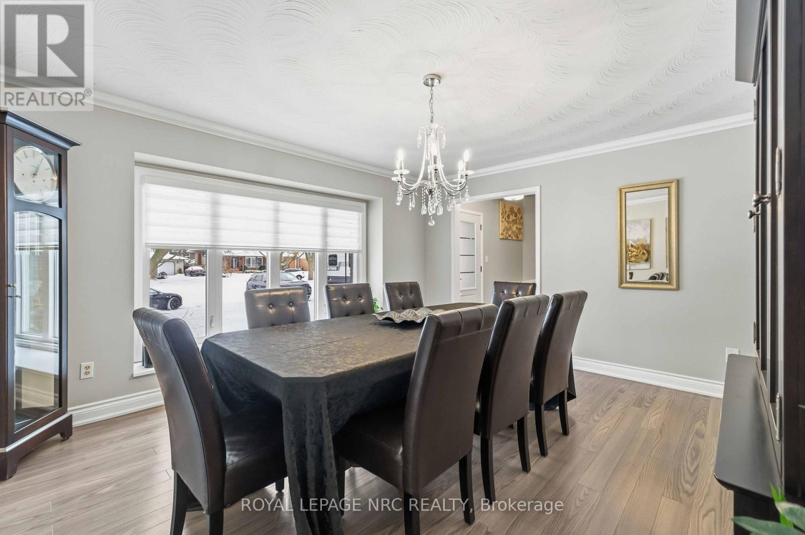 












9 WOODGARDEN COURT

,
St. Catharines (Lakeshore),




Ontario
L2M7C9

