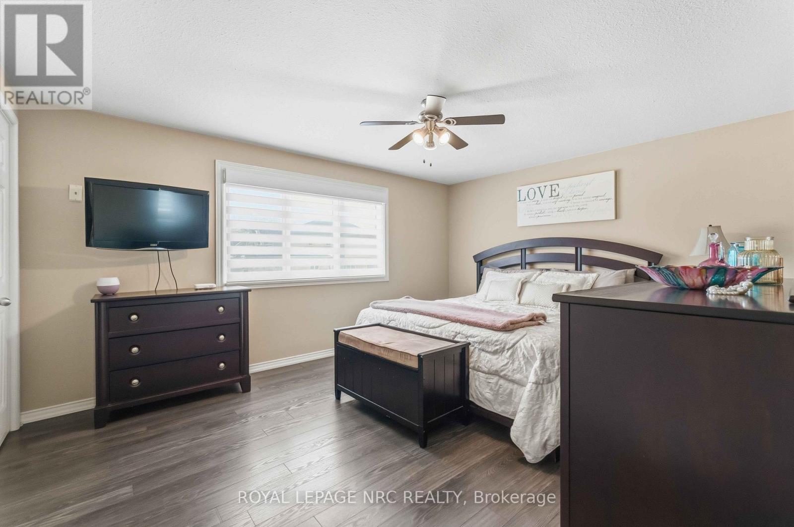 












9 WOODGARDEN COURT

,
St. Catharines (Lakeshore),




Ontario
L2M7C9

