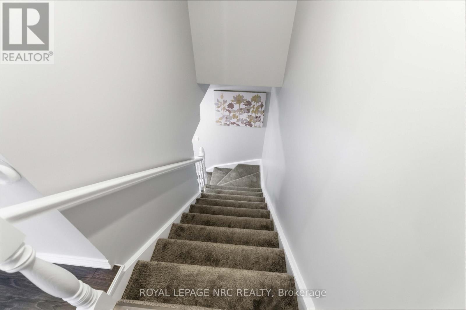 












9 WOODGARDEN COURT

,
St. Catharines (Lakeshore),




Ontario
L2M7C9

