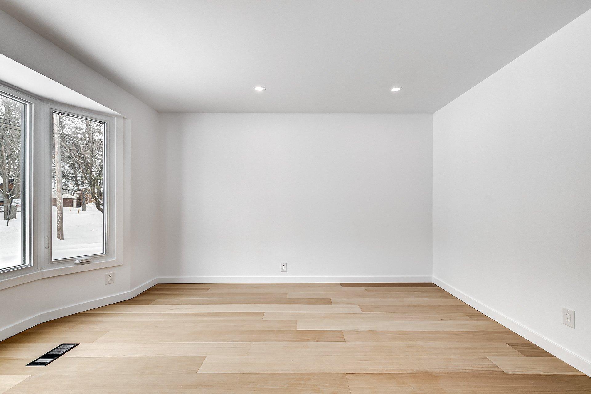 









50


Rue Hawthorne

,
Kirkland,




QC
H9H3G3

