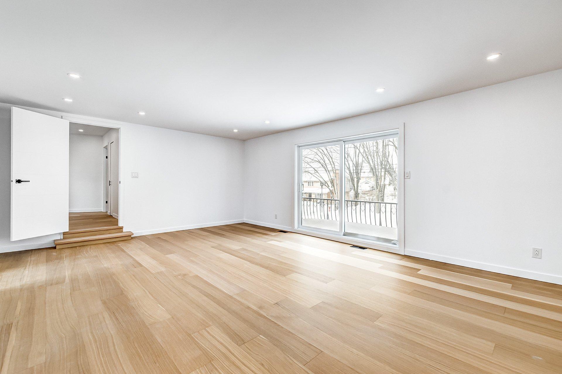 









50


Rue Hawthorne

,
Kirkland,




QC
H9H3G3

