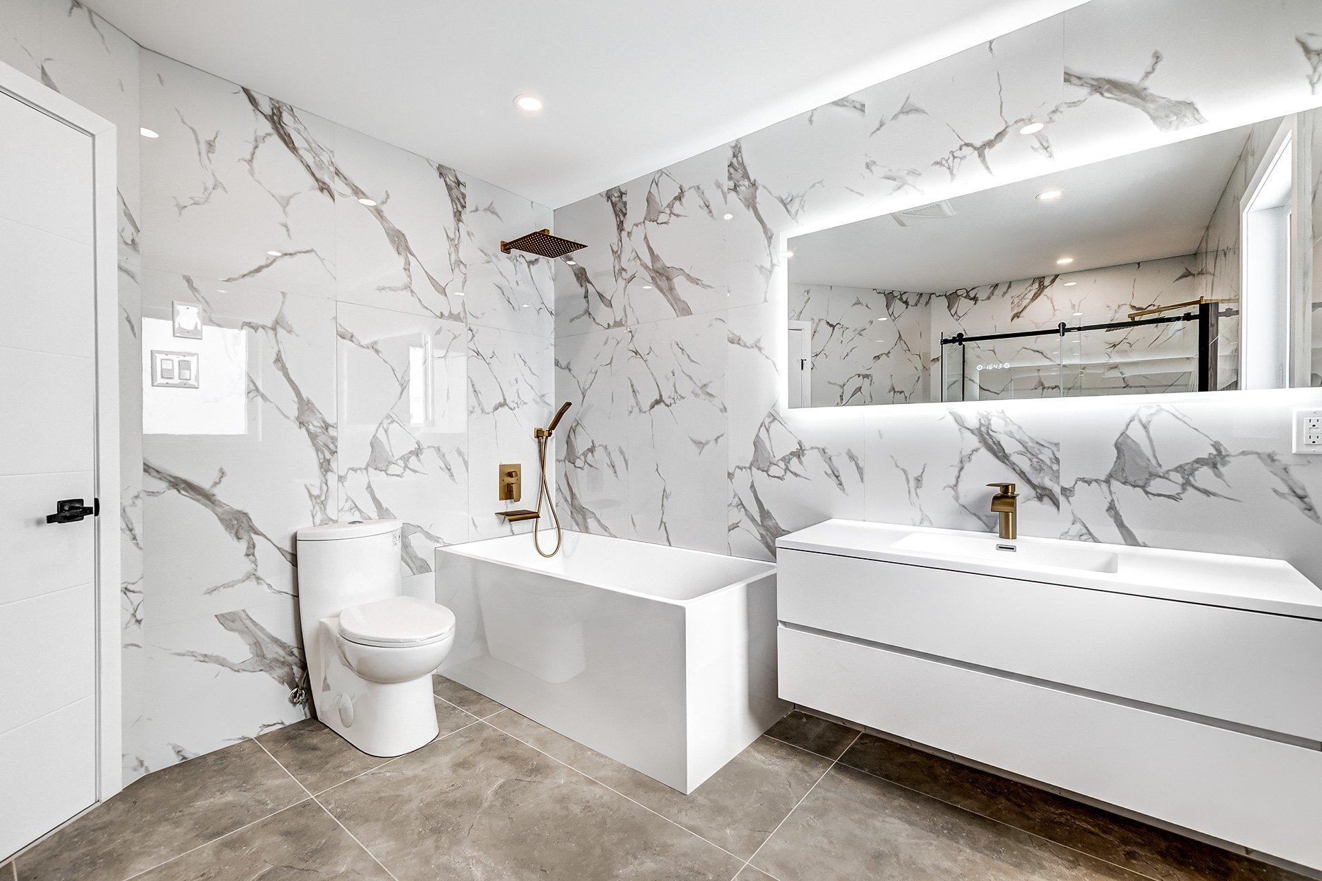 









50


Rue Hawthorne

,
Kirkland,




QC
H9H3G3

