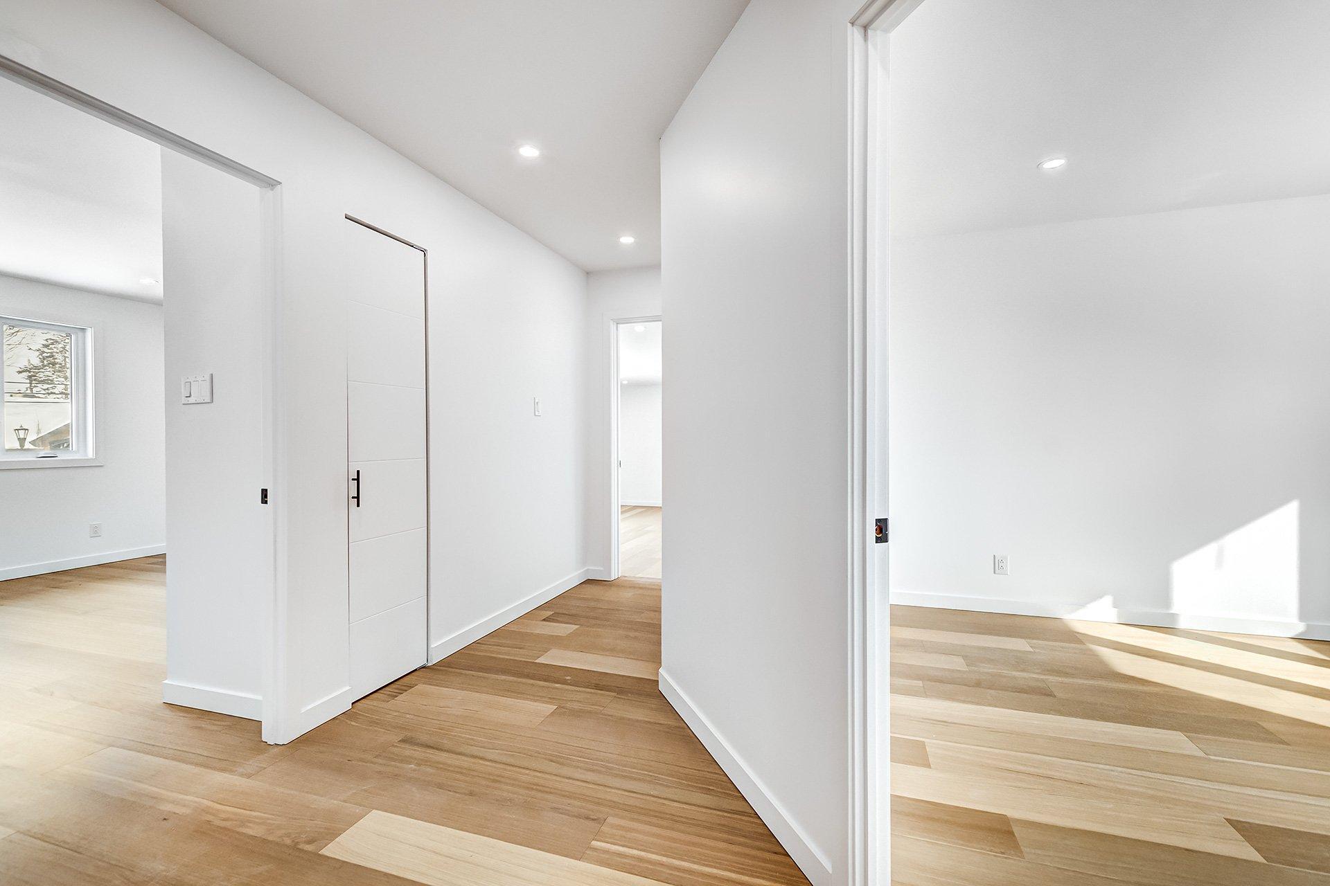 









50


Rue Hawthorne

,
Kirkland,




QC
H9H3G3

