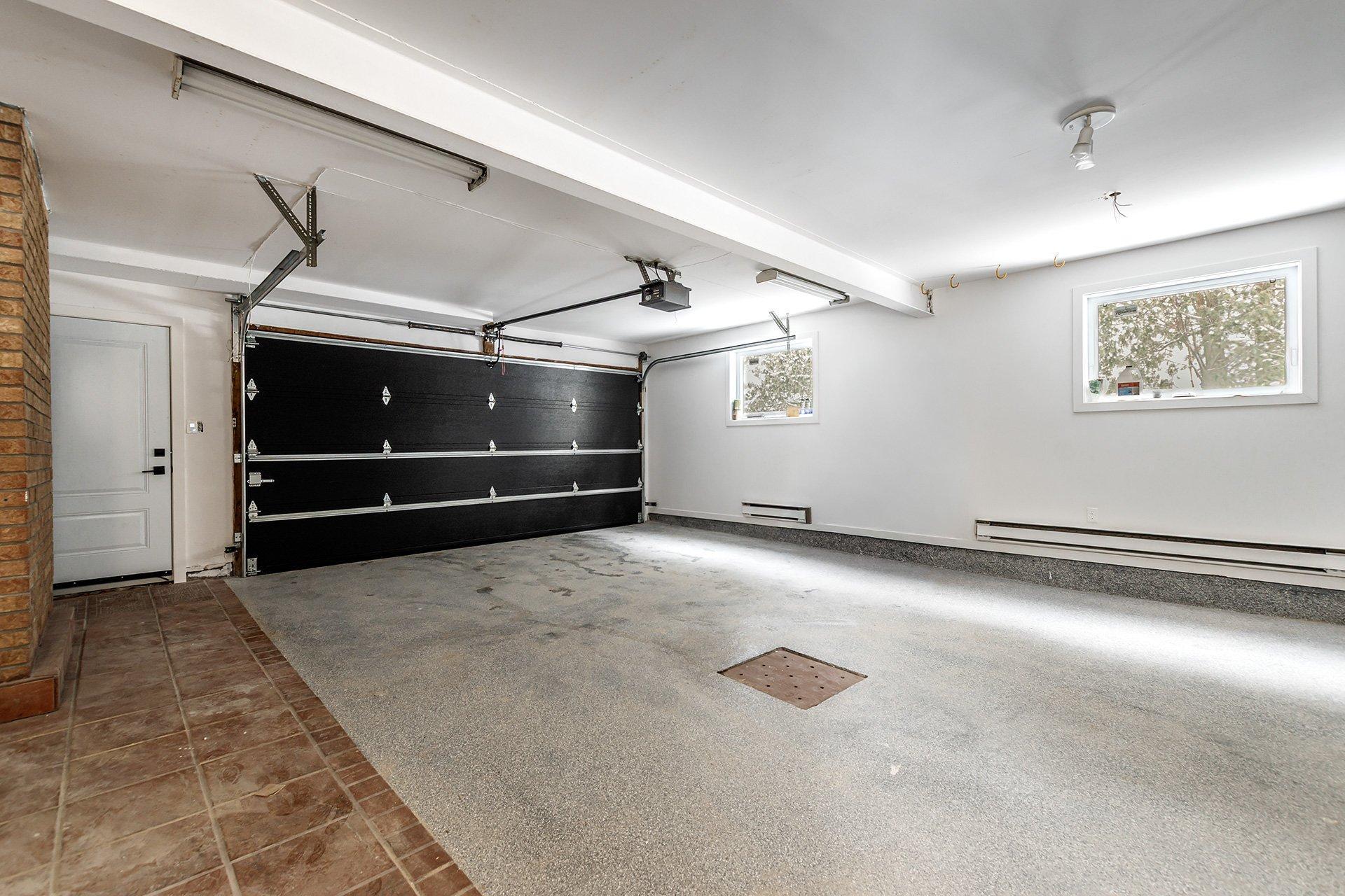 









50


Rue Hawthorne

,
Kirkland,




QC
H9H3G3

