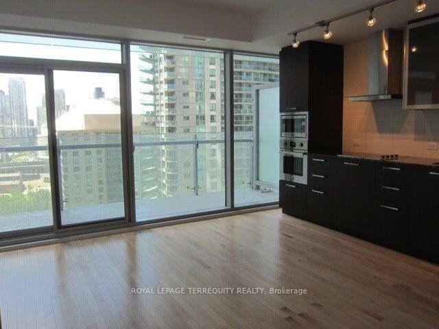 









14


York

Street, 1407,
Toronto,




ON
M5J 0B1

