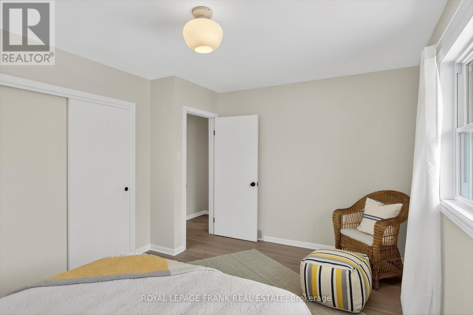 












781 HOPKINS AVENUE

,
Peterborough (Town Ward 3),




Ontario
K9J4Y7

