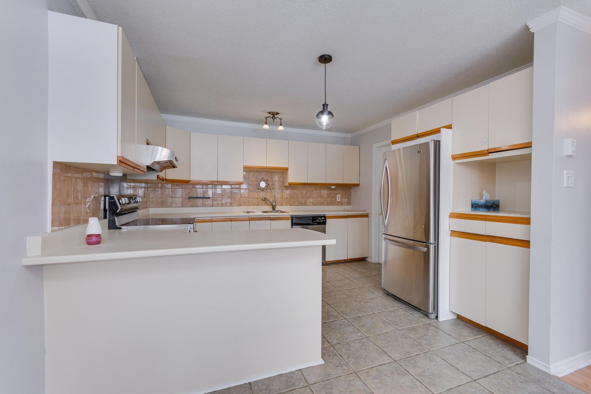 









5


Rue de Laprairie

,
Gatineau (Gatineau),




QC
J8T1B4

